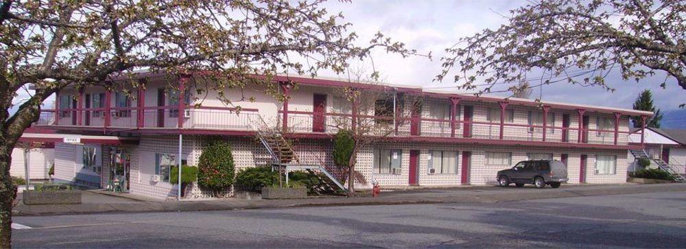 A-1 Alberni Inn พอร์ตอัลเบอนี ภายนอก รูปภาพ