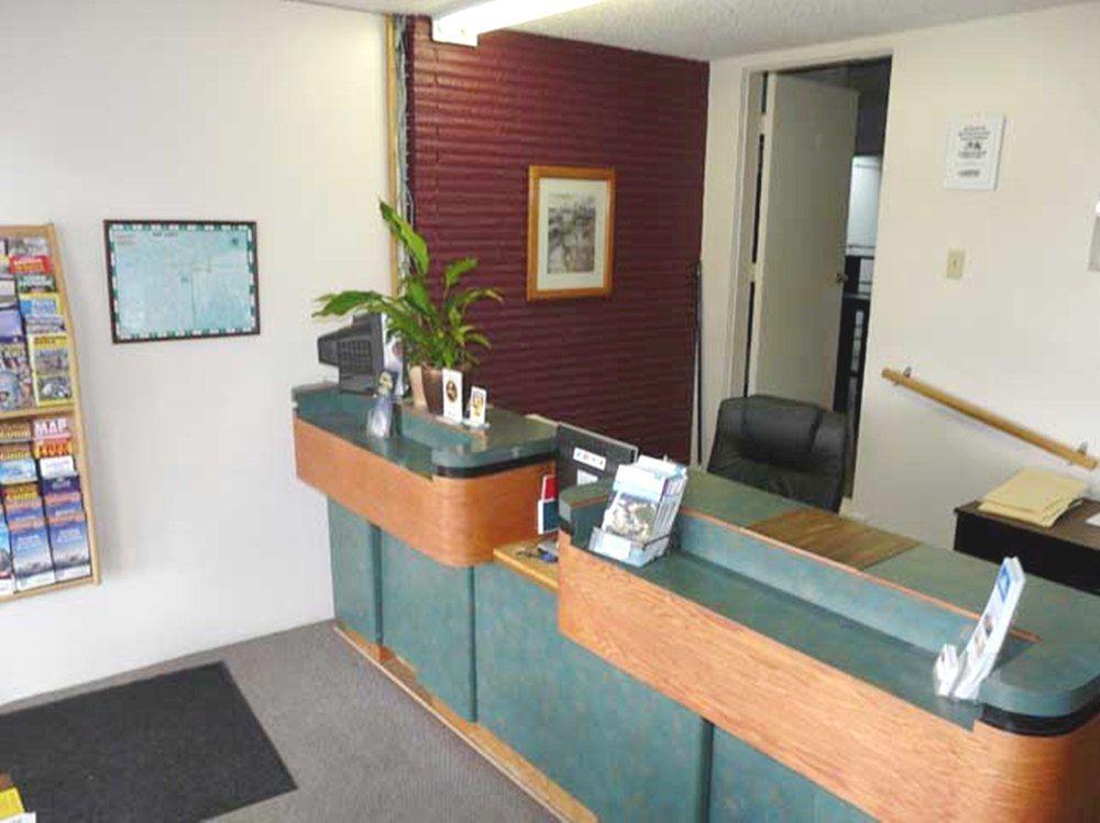 A-1 Alberni Inn พอร์ตอัลเบอนี ภายนอก รูปภาพ