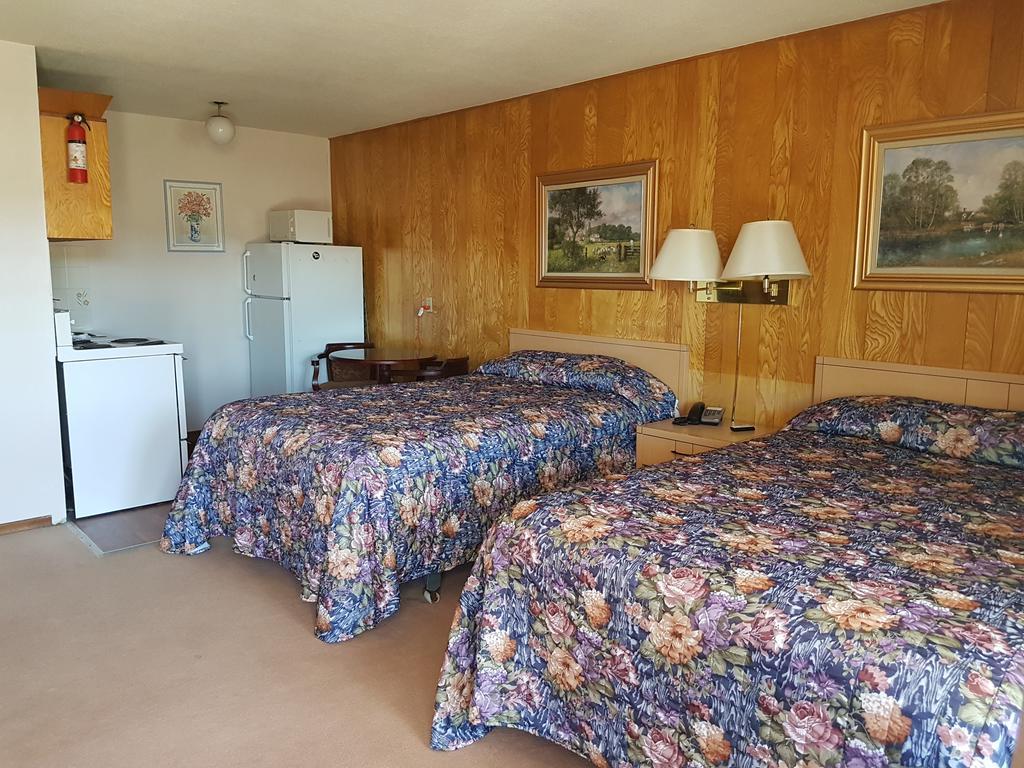A-1 Alberni Inn พอร์ตอัลเบอนี ภายนอก รูปภาพ