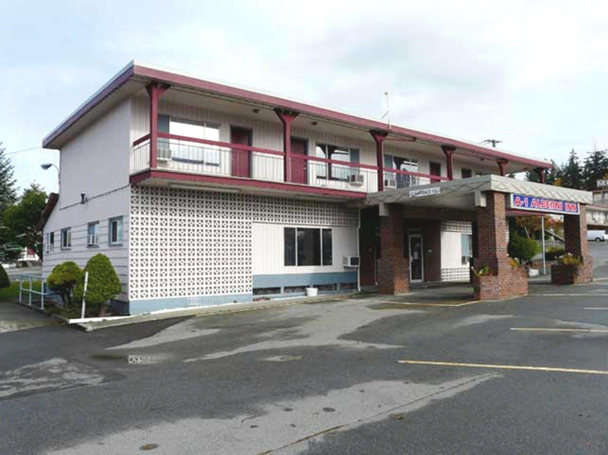 A-1 Alberni Inn พอร์ตอัลเบอนี ภายนอก รูปภาพ