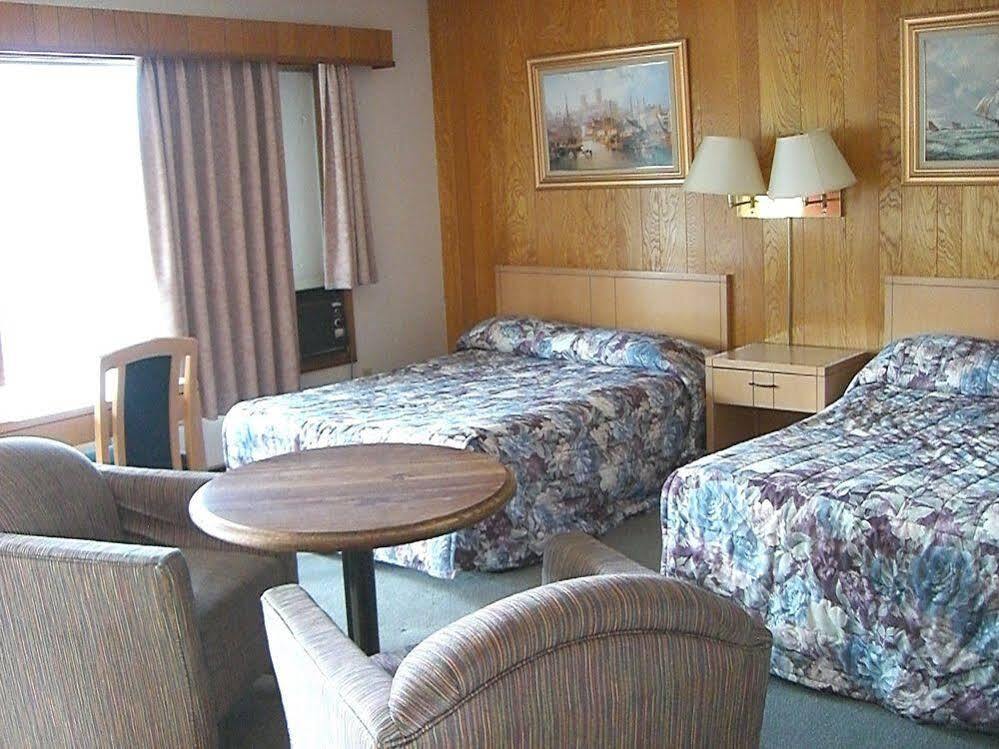 A-1 Alberni Inn พอร์ตอัลเบอนี ภายนอก รูปภาพ